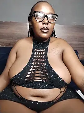 Snapshot of CHERRYYUMMY chatting on March 2026 05:45:02 AM CHERRYYUMMY online show from March 2026 05:45:02 AM