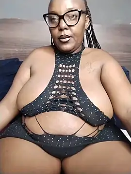 Snapshot of CHERRYYUMMY chatting on March 2026 03:29:02 PM CHERRYYUMMY online show from March 2026 03:29:02 PM