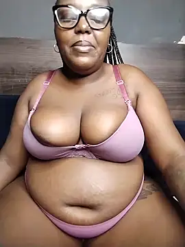 Snapshot of CHERRYYUMMY chatting on March 2026 07:03:02 AM CHERRYYUMMY online show from March 2026 07:03:02 AM