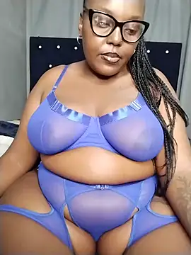 Snapshot of CHERRYYUMMY chatting on May 2026 08:36:01 PM CHERRYYUMMY online show from May 2026 08:36:01 PM