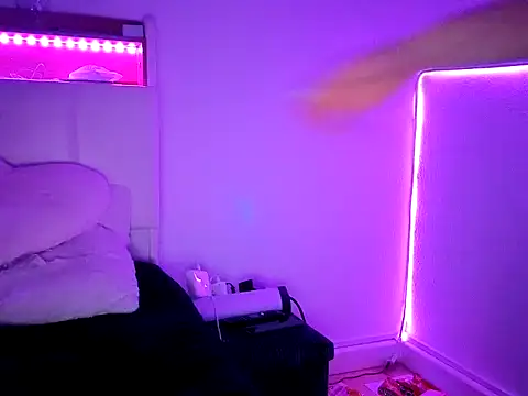 nicole77745 online show from March 2026 06:16:02 PM