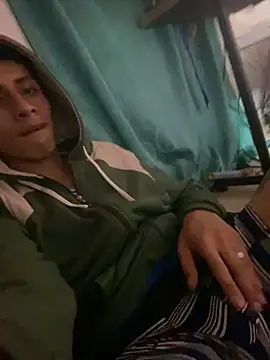 Snapshot of BIG_cockpether chatting on February 2025 04:22:02 AM BIG cockpether online show from February 2025 04:22:02 AM