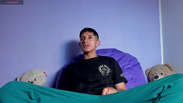 Snapshot of BIG_cockpether chatting on October 2025 11:09:02 AM BIG cockpether online show from October 2025 11:09:02 AM