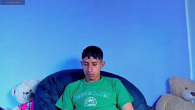 Snapshot of BIG_cockpether chatting on November 2025 11:32:01 AM BIG cockpether online show from November 2025 11:32:01 AM