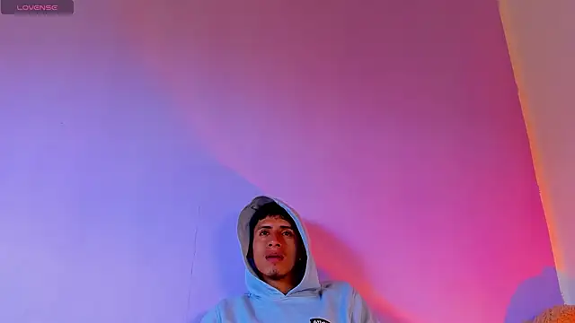 Snapshot of BIG_cockpether chatting on November 2025 02:39:01 PM BIG cockpether online show from November 2025 02:39:01 PM