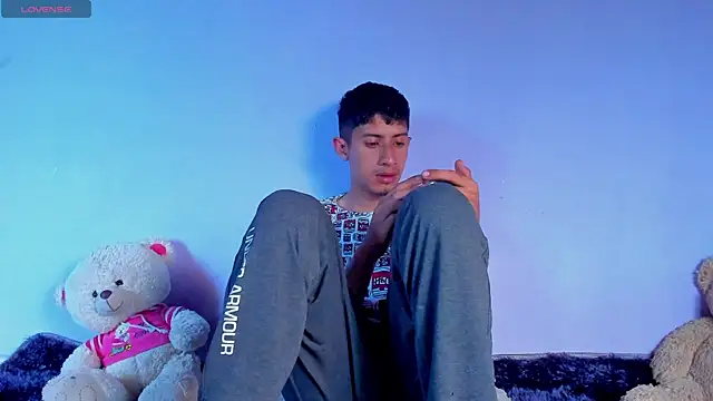 Snapshot of BIG_cockpether chatting on November 2025 12:15:02 PM BIG cockpether online show from November 2025 12:15:02 PM