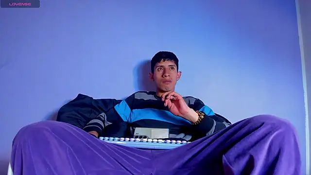 Snapshot of BIG_cockpether chatting on December 2025 02:39:02 AM BIG cockpether online show from December 2025 02:39:02 AM