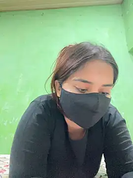 Black Glow online show from January 2025 05:53:01 PM