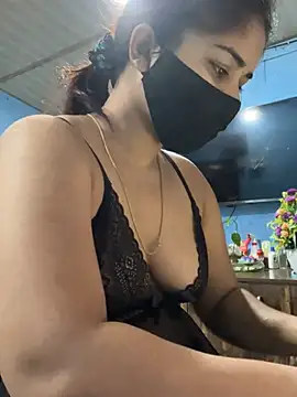 Black Glow online show from January 2025 06:31:02 AM