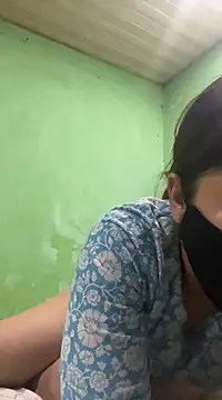 Black Glow online show from February 2025 11:15:01 AM