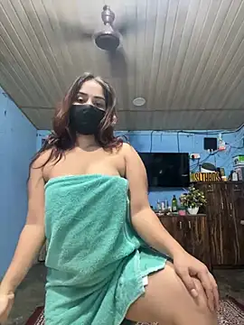 Black Glow online show from March 2025 02:05:02 PM