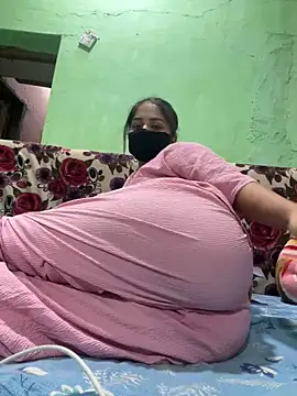 Black Glow online show from March 2025 02:37:02 PM