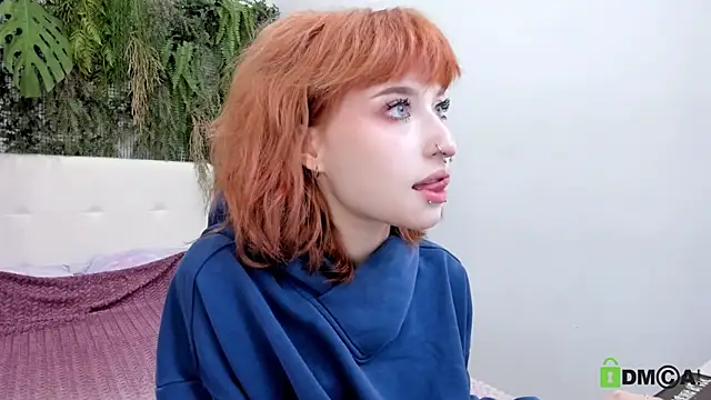 ElizaNik  online show from October 2025 08:49:01 PM