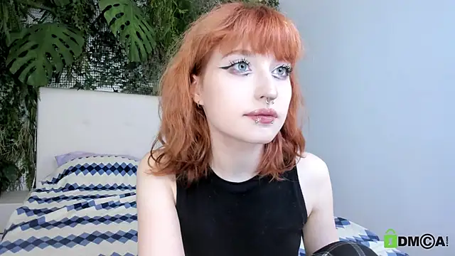 ElizaNik  online show from November 2025 05:40:02 AM