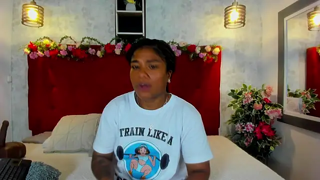 SilvannaFit online show from November 2025 12:15:01 PM