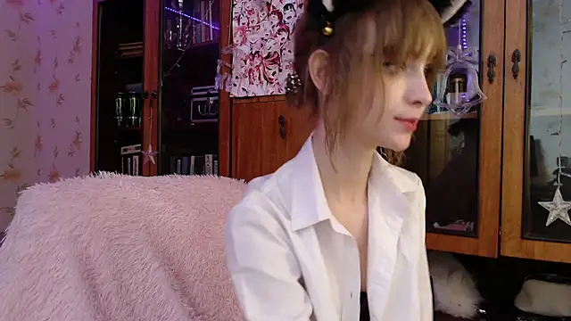 cloudgirrl online show from January 2025 12:50:02 AM