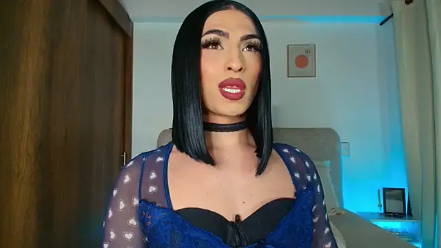 Snapshot of KarolPorttela chatting on October 2025 12:20:01 AM KarolPorttela online show from October 2025 12:20:01 AM