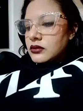 frreeya online show from February 2026 09:21:01 PM