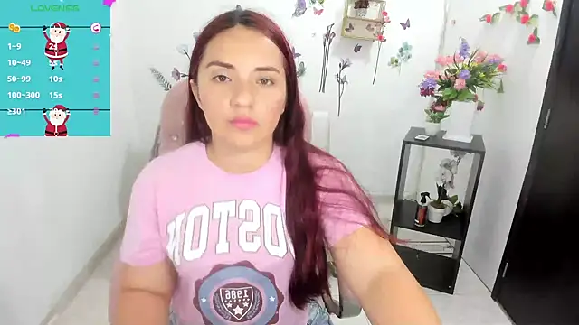 Snapshot of nicoll_crazzy chatting on December 2025 02:33:01 PM nicoll crazzy online show from December 2025 02:33:01 PM