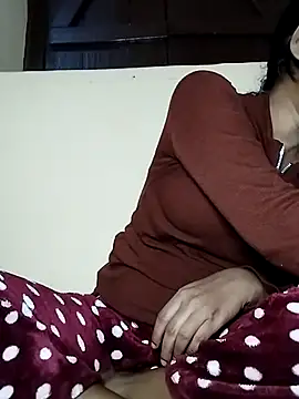 Snapshot of Shivani_Tivari chatting on December 2025 05:54:02 PM Shivani Tivari online show from December 2025 05:54:02 PM