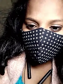 Snapshot of Shivani_Tivari chatting on January 2026 04:43:01 PM Shivani Tivari online show from January 2026 04:43:01 PM