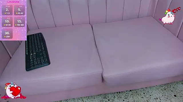 Aaliyah Salma online show from January 2025 10:45:01 PM