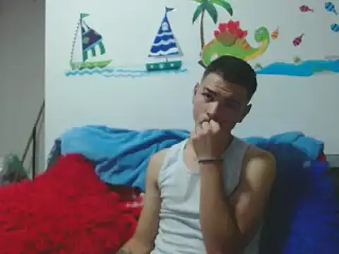 Snapshot of MarceloMilk chatting on January 2025 02:24:02 PM MarceloMilk online show from January 2025 02:24:02 PM