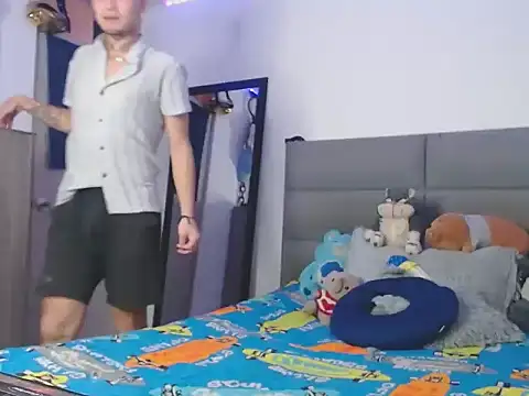 MarceloMilk online show from October 2025 03:07:02 PM