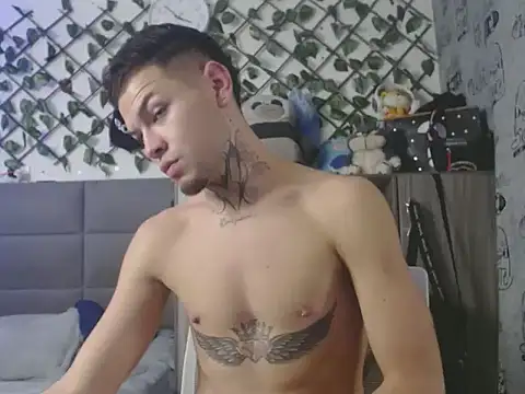 MarceloMilk online show from October 2025 10:30:01 AM