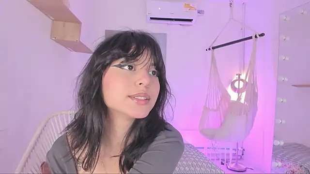 Snapshot of tamara_aluna chatting on March 2025 12:13:01 PM tamara aluna online show from March 2025 12:13:01 PM