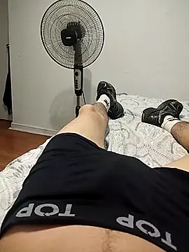 Snapshot of borisro chatting on November 2025 03:18:02 AM borisro online show from November 2025 03:18:02 AM