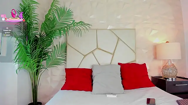 Valery Diamond online show from October 2025 09:12:02 PM