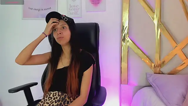 Goddess  Lilith online show from November 2025 03:49:01 PM