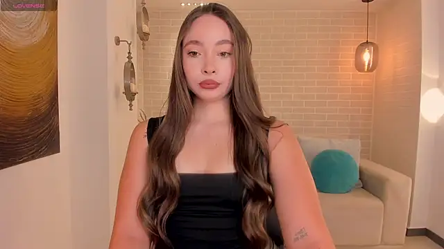 AlinaKravitz online show from April 2026 05:58:01 PM