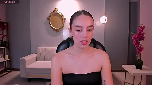 Snapshot of KaiaFerreira chatting on February 2025 12:04:02 PM KaiaFerreira online show from February 2025 12:04:02 PM