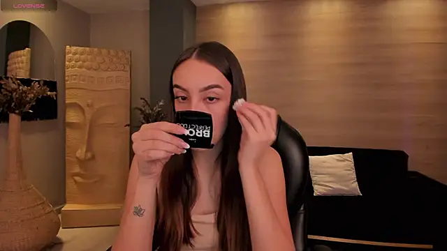 Snapshot of KaiaFerreira chatting on March 2025 12:01:01 PM KaiaFerreira online show from March 2025 12:01:01 PM