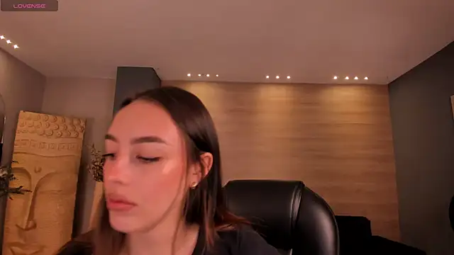 Snapshot of KaiaFerreira chatting on March 2025 11:53:01 AM KaiaFerreira online show from March 2025 11:53:01 AM