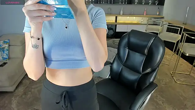 Snapshot of KaiaFerreira chatting on September 2025 12:18:01 PM KaiaFerreira online show from September 2025 12:18:01 PM