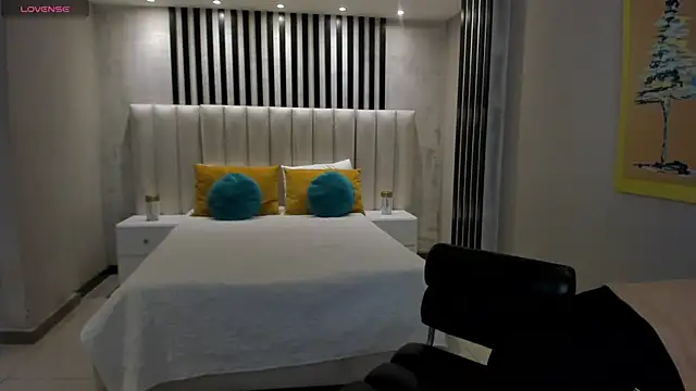 Snapshot of KaiaFerreira chatting on November 2025 12:27:01 PM KaiaFerreira online show from November 2025 12:27:01 PM