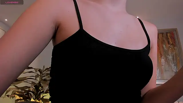 Snapshot of KaiaFerreira chatting on November 2025 11:24:02 AM KaiaFerreira online show from November 2025 11:24:02 AM