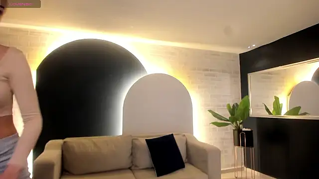 KaiaFerreira online show from February 2026 12:10:01 PM