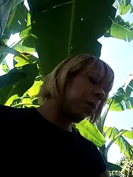 blondebitchlitle online show from November 2025 03:30:02 PM