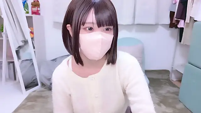 Snapshot of aki_zzz chatting on October 2025 03:31:02 AM aki zzz online show from October 2025 03:31:02 AM