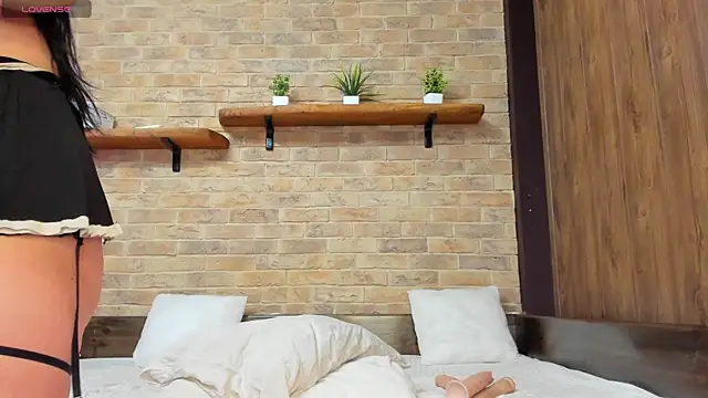 Snapshot of Lizzyvixxx chatting on February 2025 01:28:01 PM Lizzyvixxx online show from February 2025 01:28:01 PM