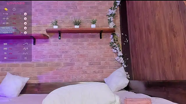 Snapshot of Lizzyvixxx chatting on September 2025 08:31:02 AM Lizzyvixxx online show from September 2025 08:31:02 AM