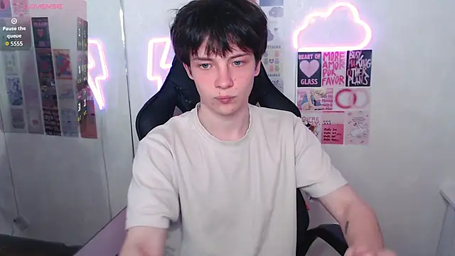 iwillfall online show from April 2026 02:14:02 AM
