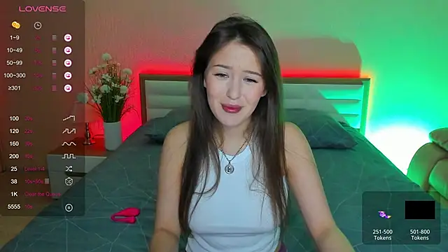 Snapshot of skinny_sissss chatting on March 2025 12:51:01 PM skinny sissss online show from March 2025 12:51:01 PM