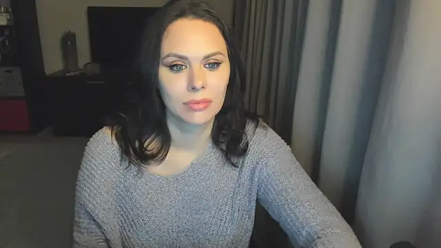 MollyCheiz online show from October 2025 03:23:02 PM