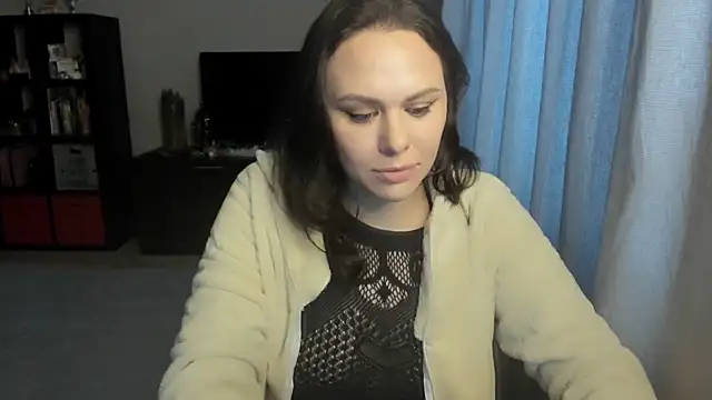 MollyCheiz online show from January 2026 01:05:02 PM