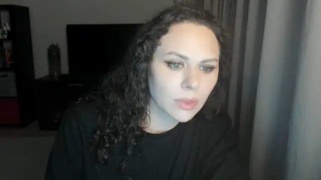 MollyCheiz online show from June 2026 09:49:02 PM